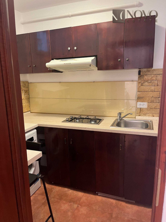 Garsoniera | Victoriei | 4 minute Metrou | Recent renovat