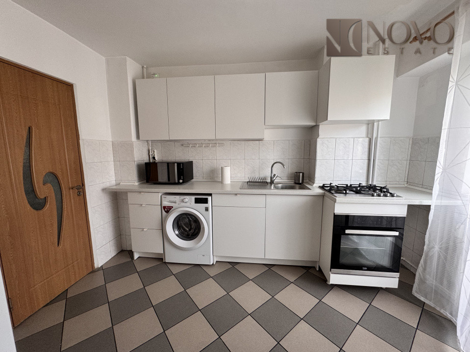 2 Camere | Piata Muncii | 3 minute metrou | Balcon