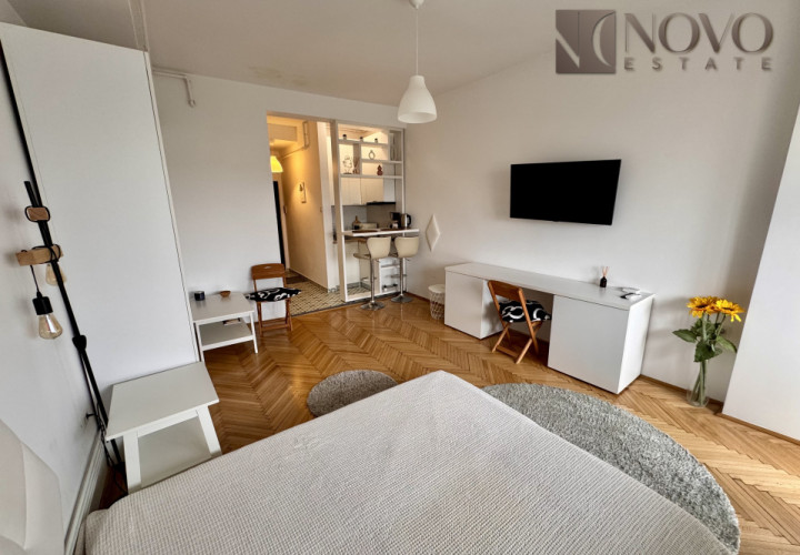 Studio | Piata Romana | Centrala | Balcon | Renovata