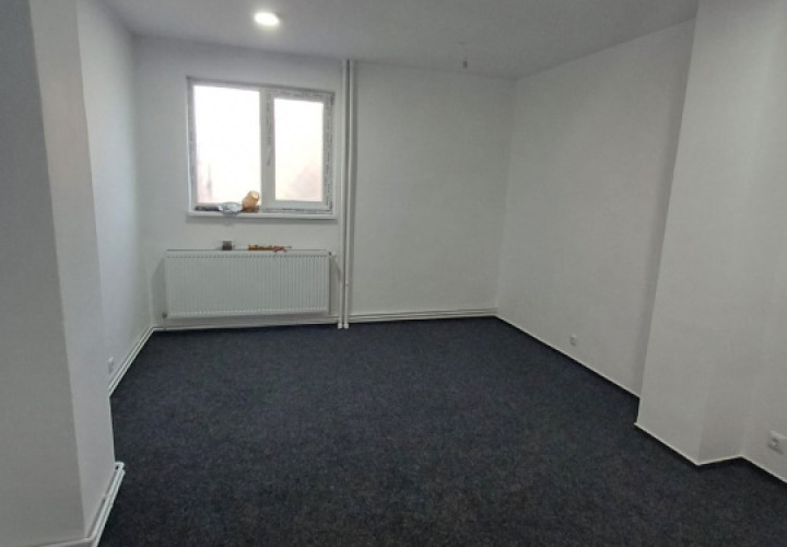 Spatiu Comercial Parter 12mp | Eroii Revolutiei | Stradal | Centrala