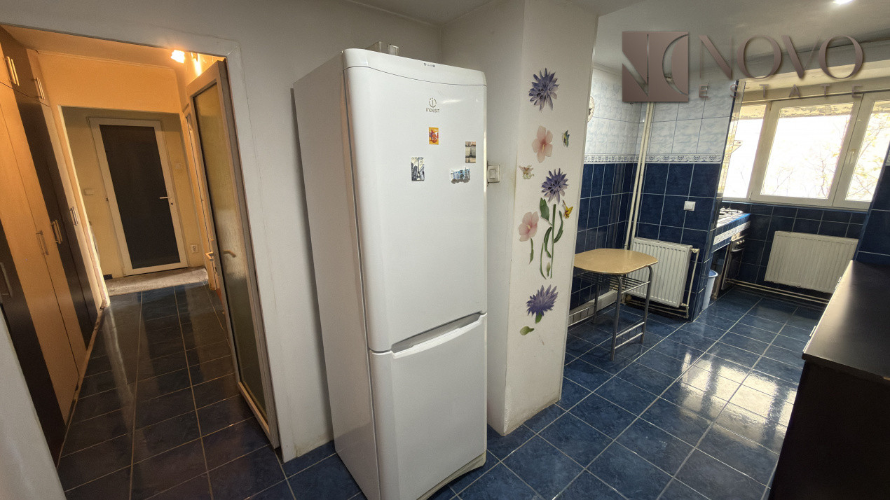 Apartament 3 Camere decomandat Metrou Titan/1 Decembrie 1918 