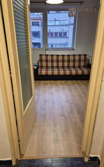 2 Camere | Universitate | 1984 | Centrala | Boxa pe Etaj