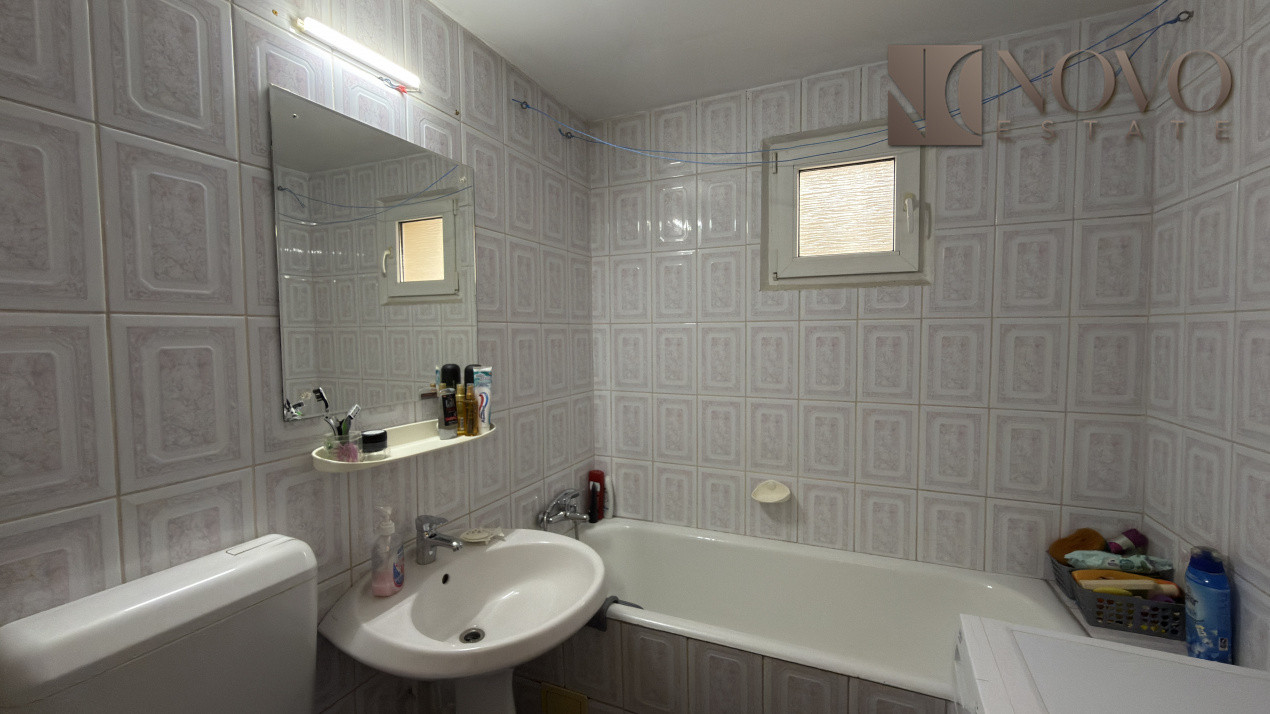 Apartament 3 Camere 2 bai bloc 1980 zona 1 Decembrie 1918 