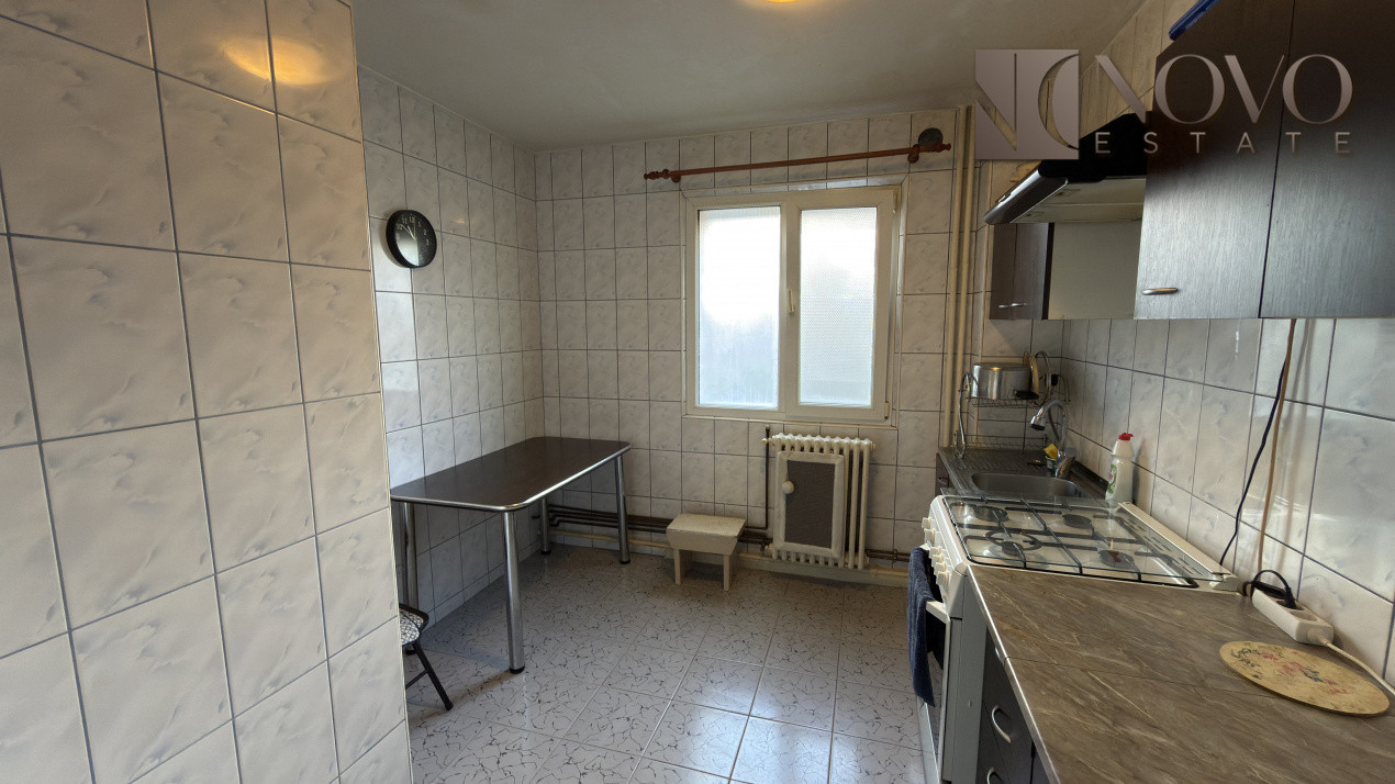 Apartament 4 Camere decomandat centrala proprie metrou Nicolae Grigoresc | Titan