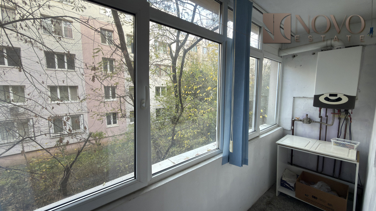 Apartament 4 Camere decomandat centrala proprie metrou Nicolae Grigoresc | Titan