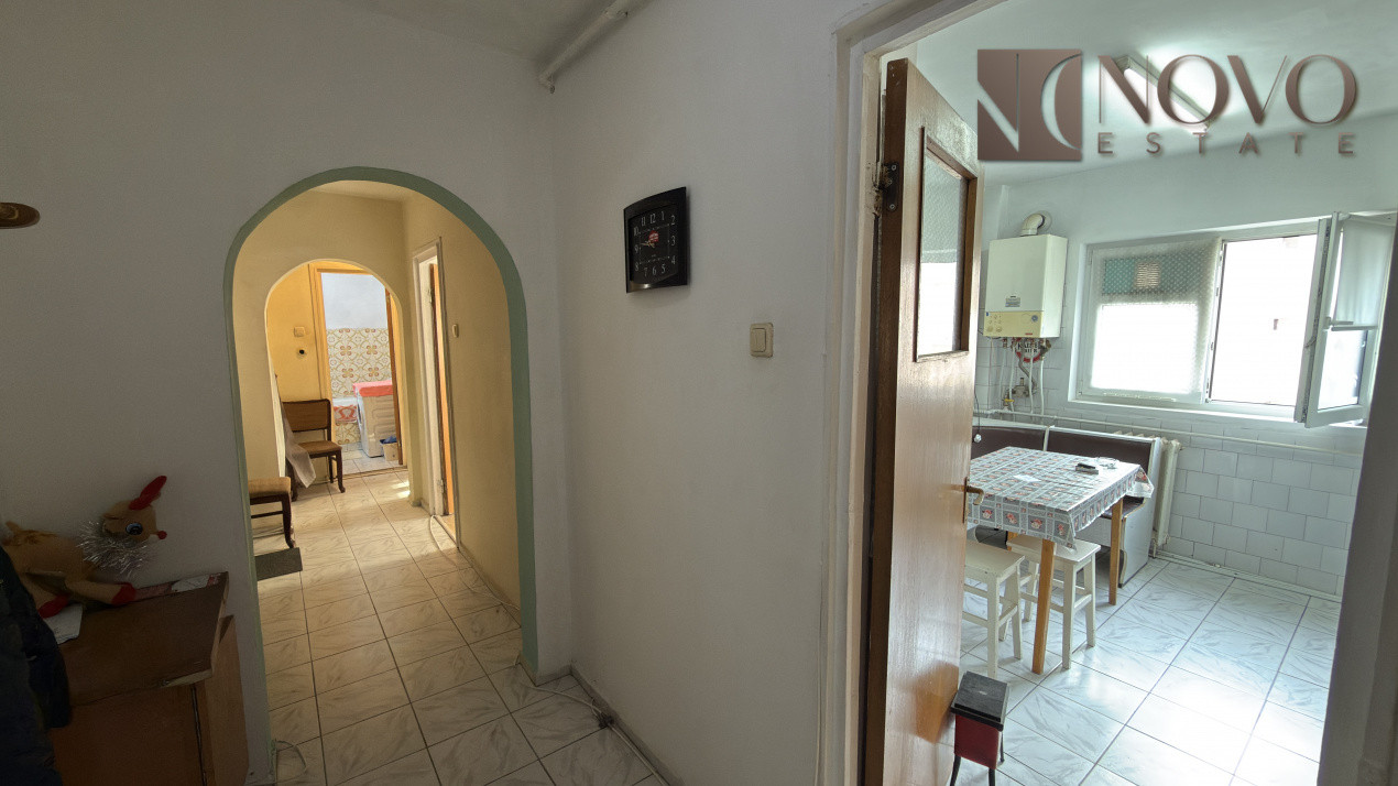 Apartament 3 Camere 2 bai decomandat centrala proprie metrou 1 Decembrie 1918