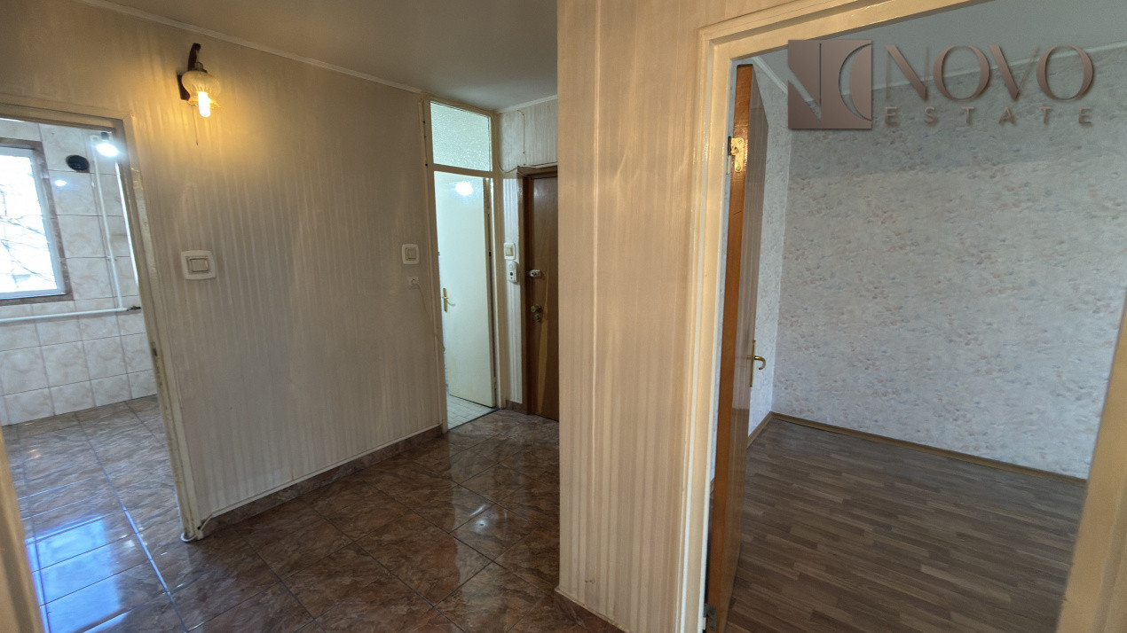 Apartament 4 camere 2 bai decomandat zona Ozana | 1 Decembrie 1918