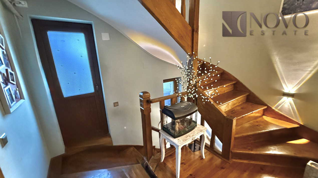 Casa de Vanzare | P-ta Alba Iulia | 185 mp | Curte | Terasa