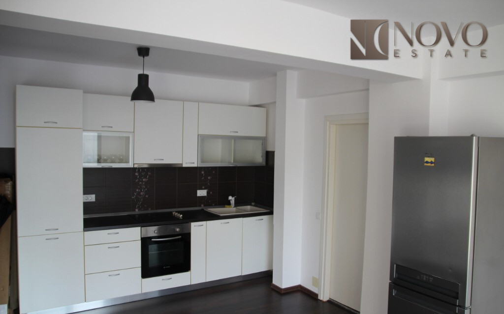 2 Camere | Timpuri Noi | Bloc 2014 | Metrou