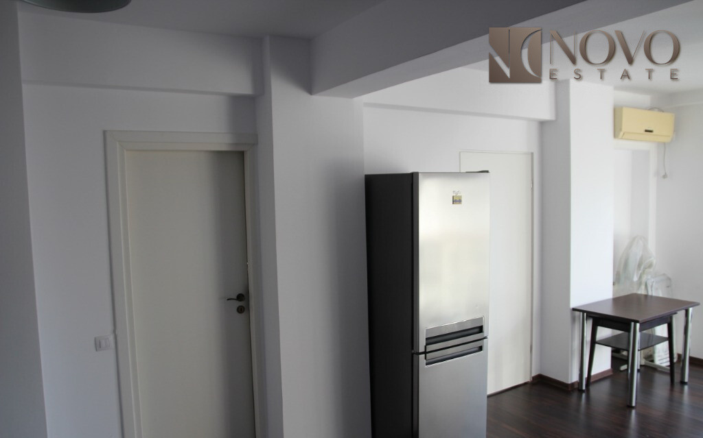 2 Camere | Timpuri Noi | Bloc 2014 | Metrou