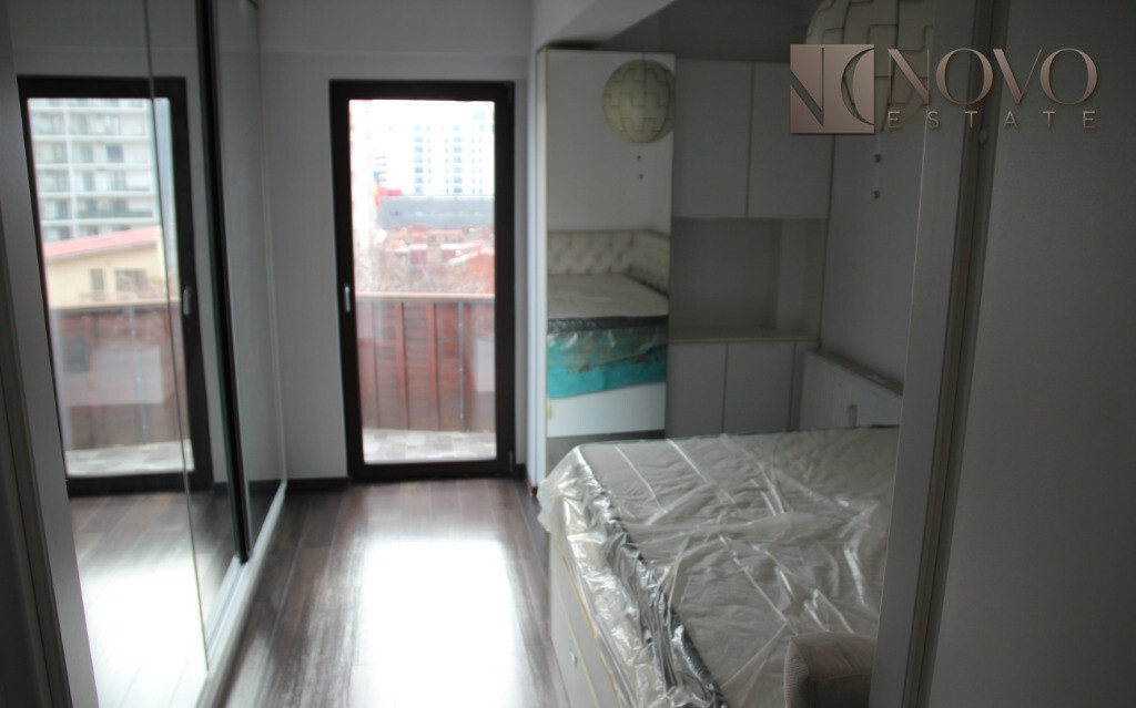 2 Camere | Timpuri Noi | Bloc 2014 | Metrou